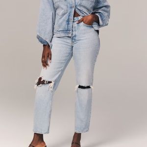 New with Tags: Abercrombie High Rise Dad Jeans